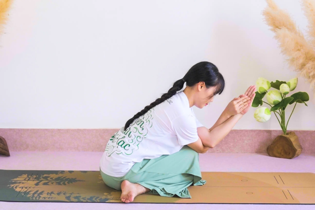 yoga for office worker