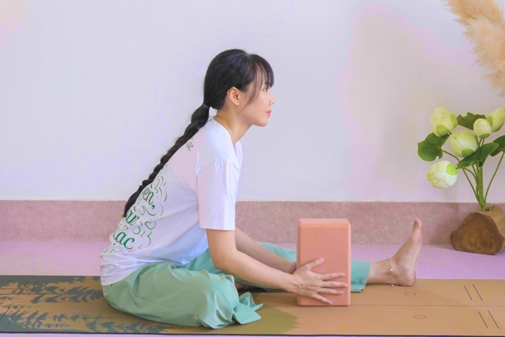 yoga for office worker