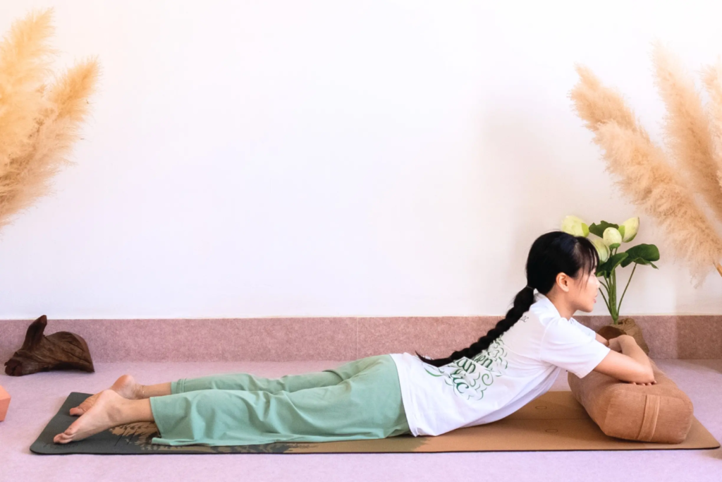 yoga for office worker