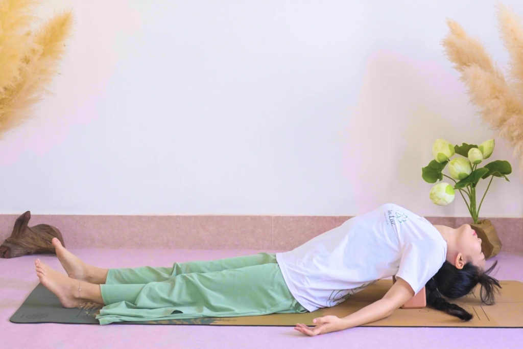 yoga for office worker