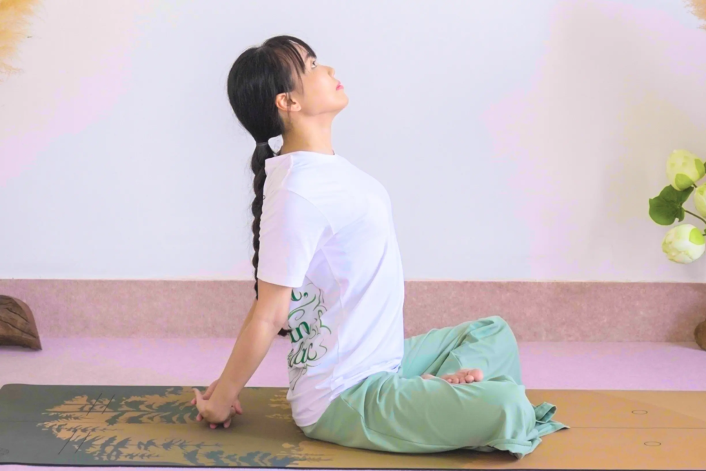 yoga for office worker