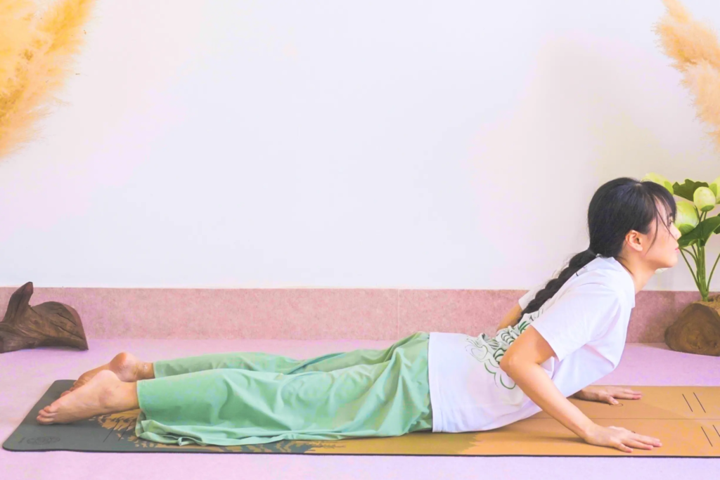 yoga for office worker