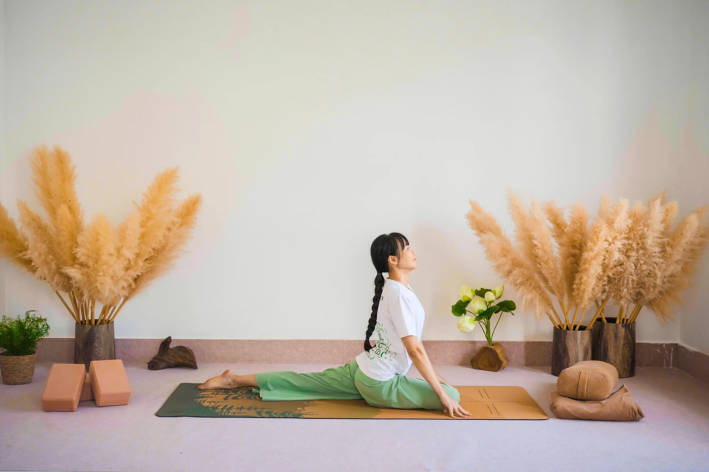 yoga for office worker 1